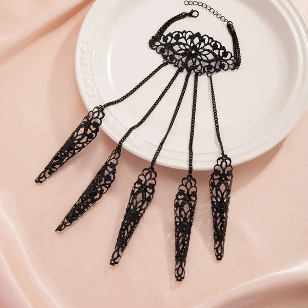 Protège-Ongles Gothiques Dentelle Noire avec Bracelet - Finger Armor Victorien